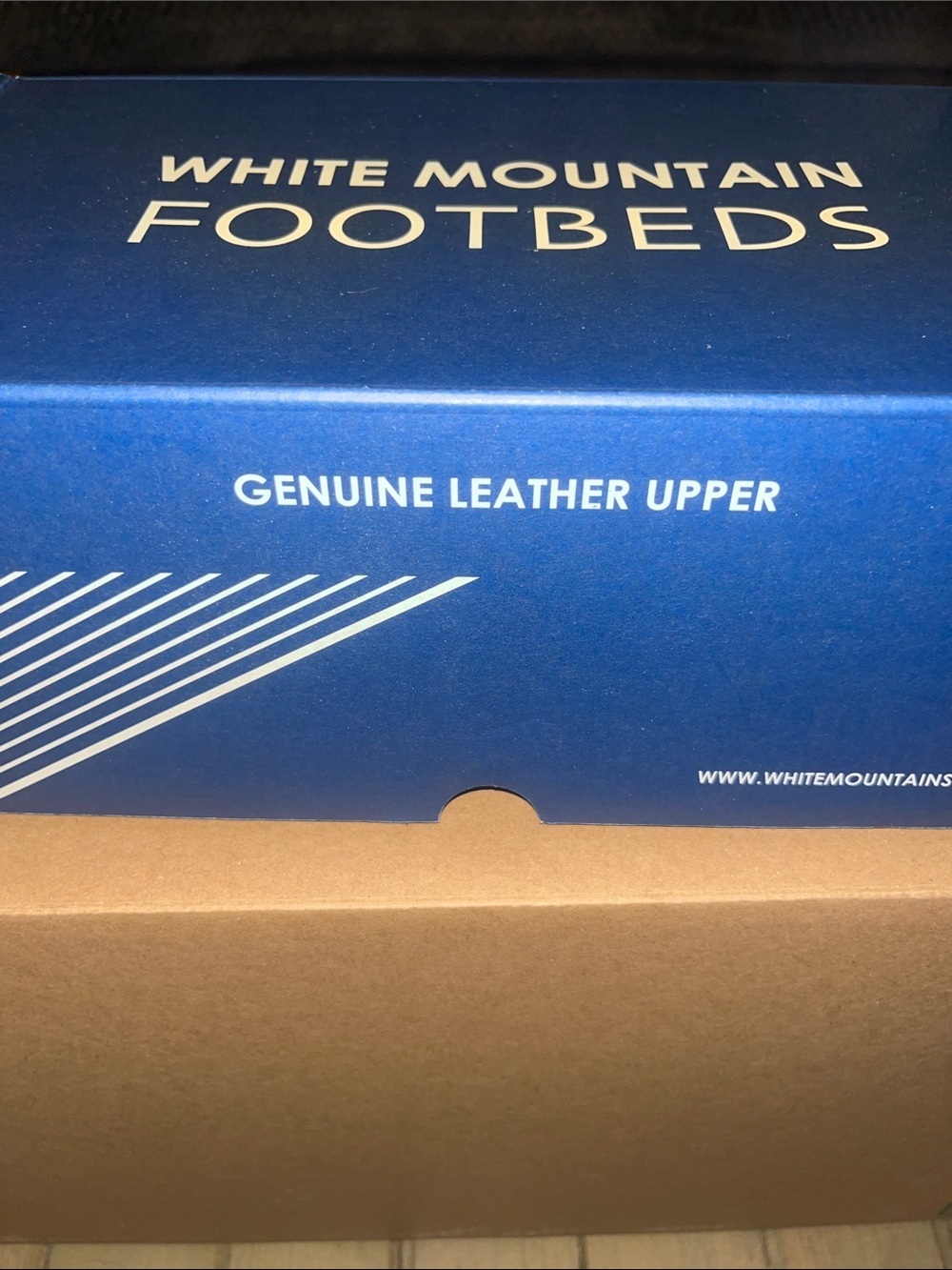 Brand new White Mountain Brown Leather Shearling Clog with Buckle - Picture 6 of 7